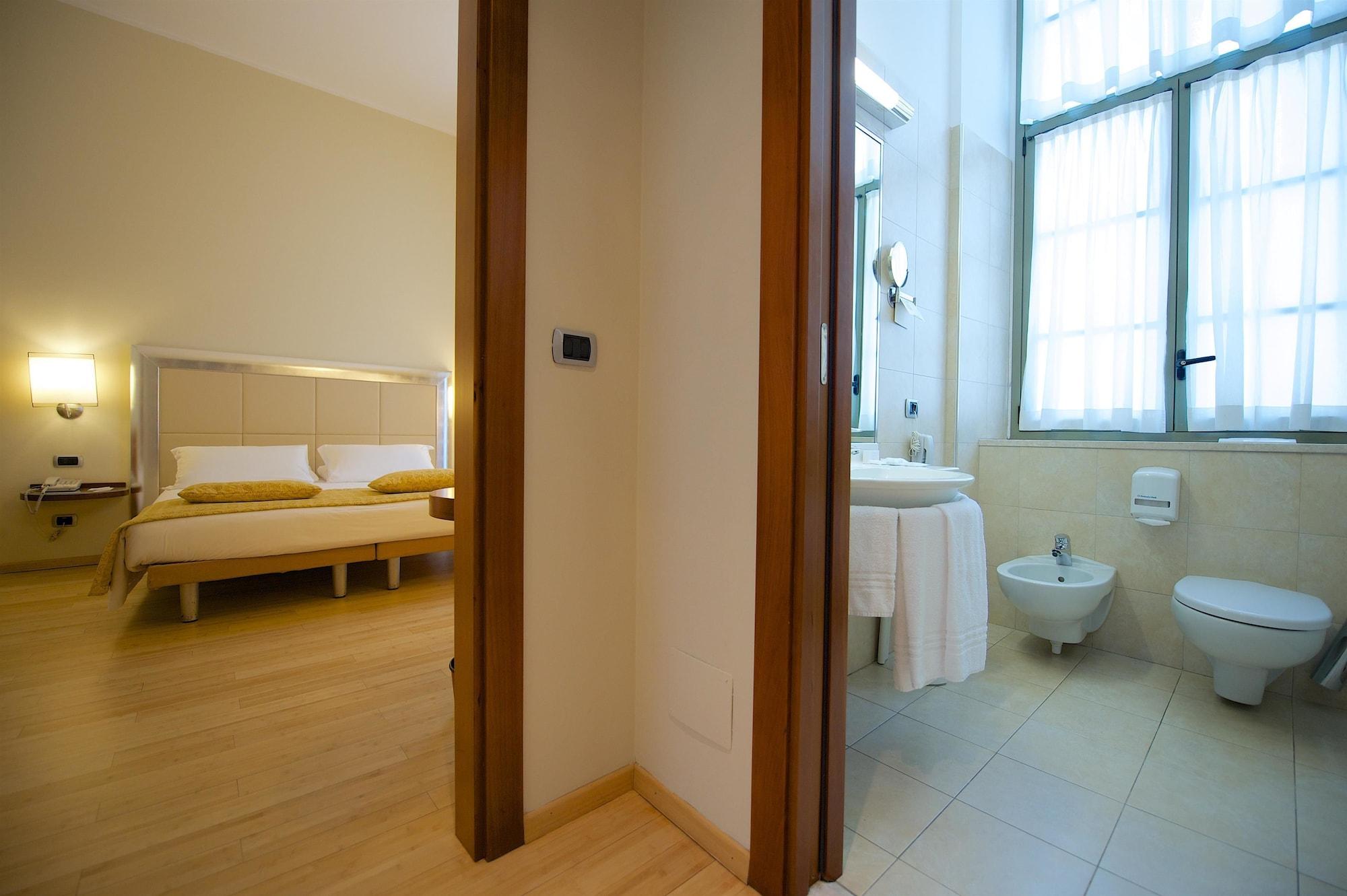 Western Crystal Palace 4* Turin