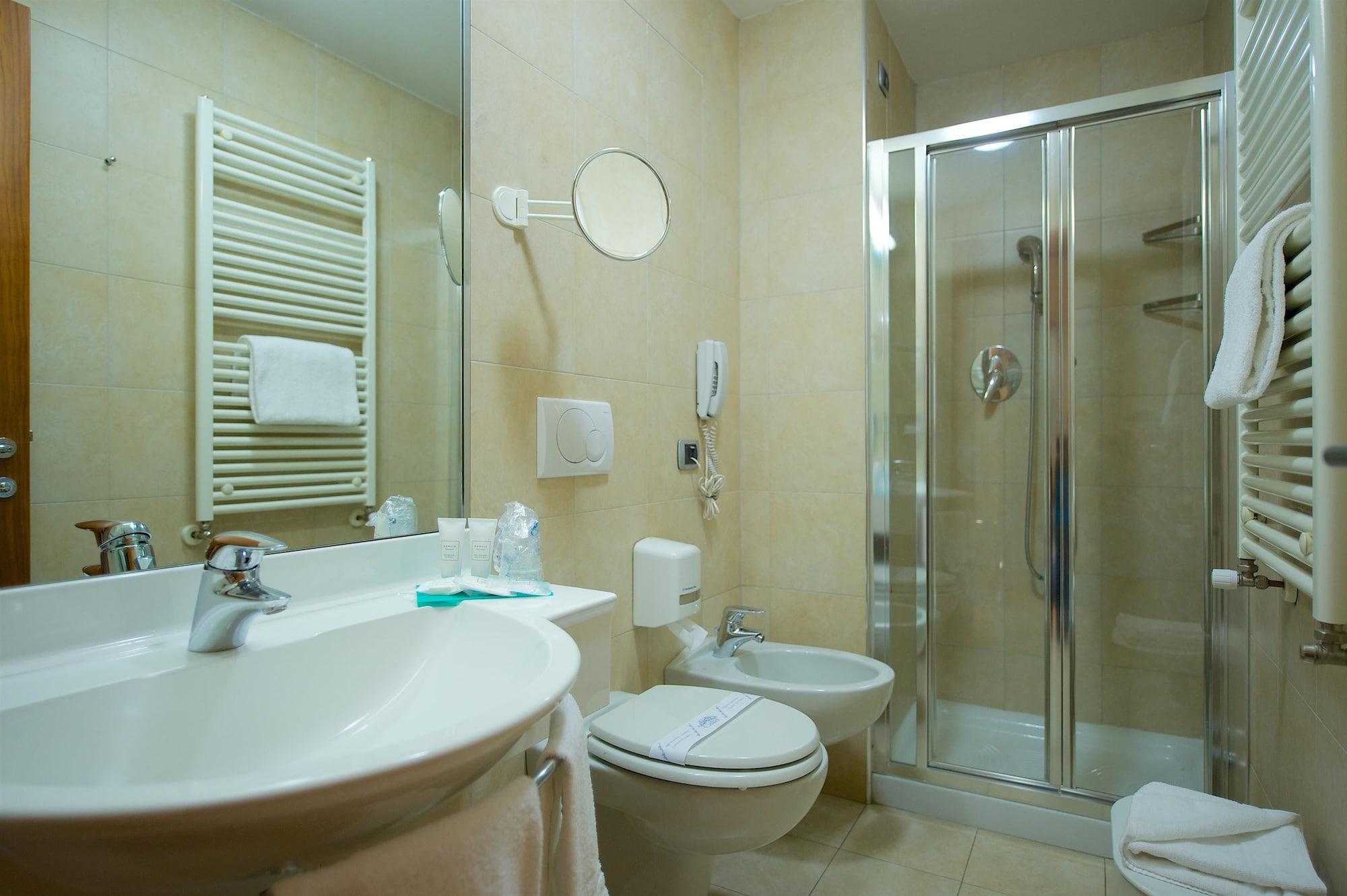 Western Crystal Palace 4*