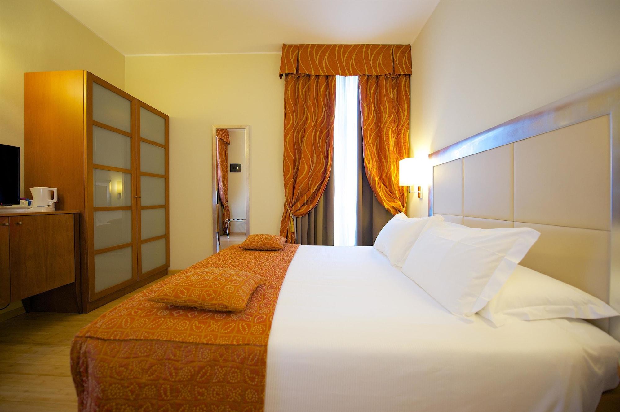 Western Crystal Palace Hotel Turin